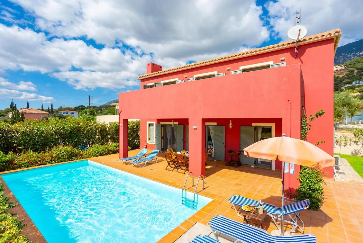 Villa Vali Trapezaki
